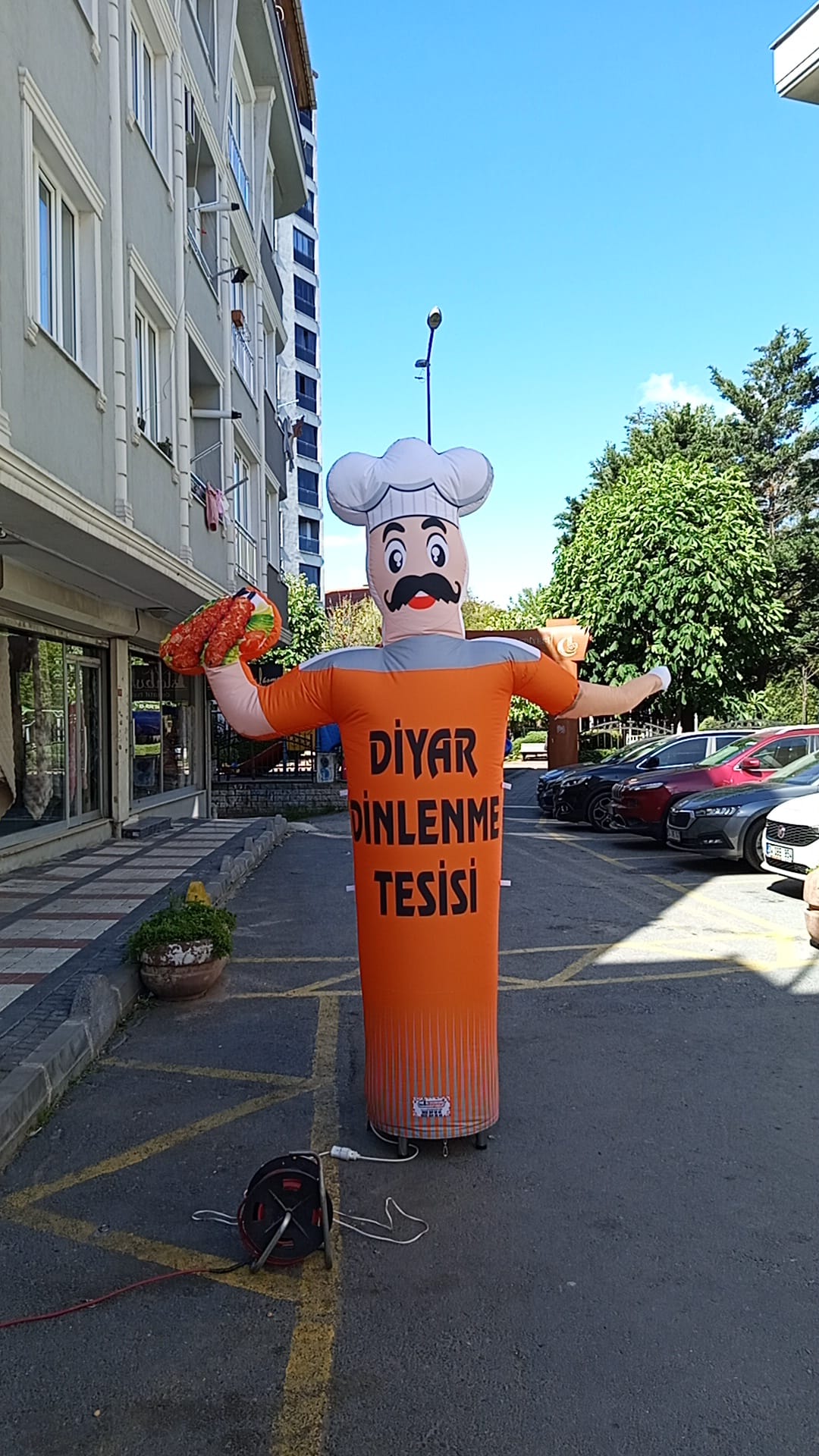 Dinlenme Tesisleri Reklam Maskotu Dönerci Amca Gelgel Balonu